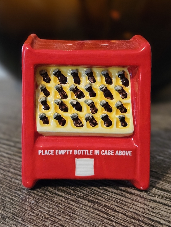 Coca Cola Coke Vintage Style Red Salt & Pepper Shakers Decor Kitchen Lot - Picture 9 of 11